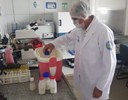 Laboratório de Qualidade do Leite - CCHSA - UFPB, Bananeiras, PB. Imagem de arquivo pessoal cedida pelo projeto de extensão.
